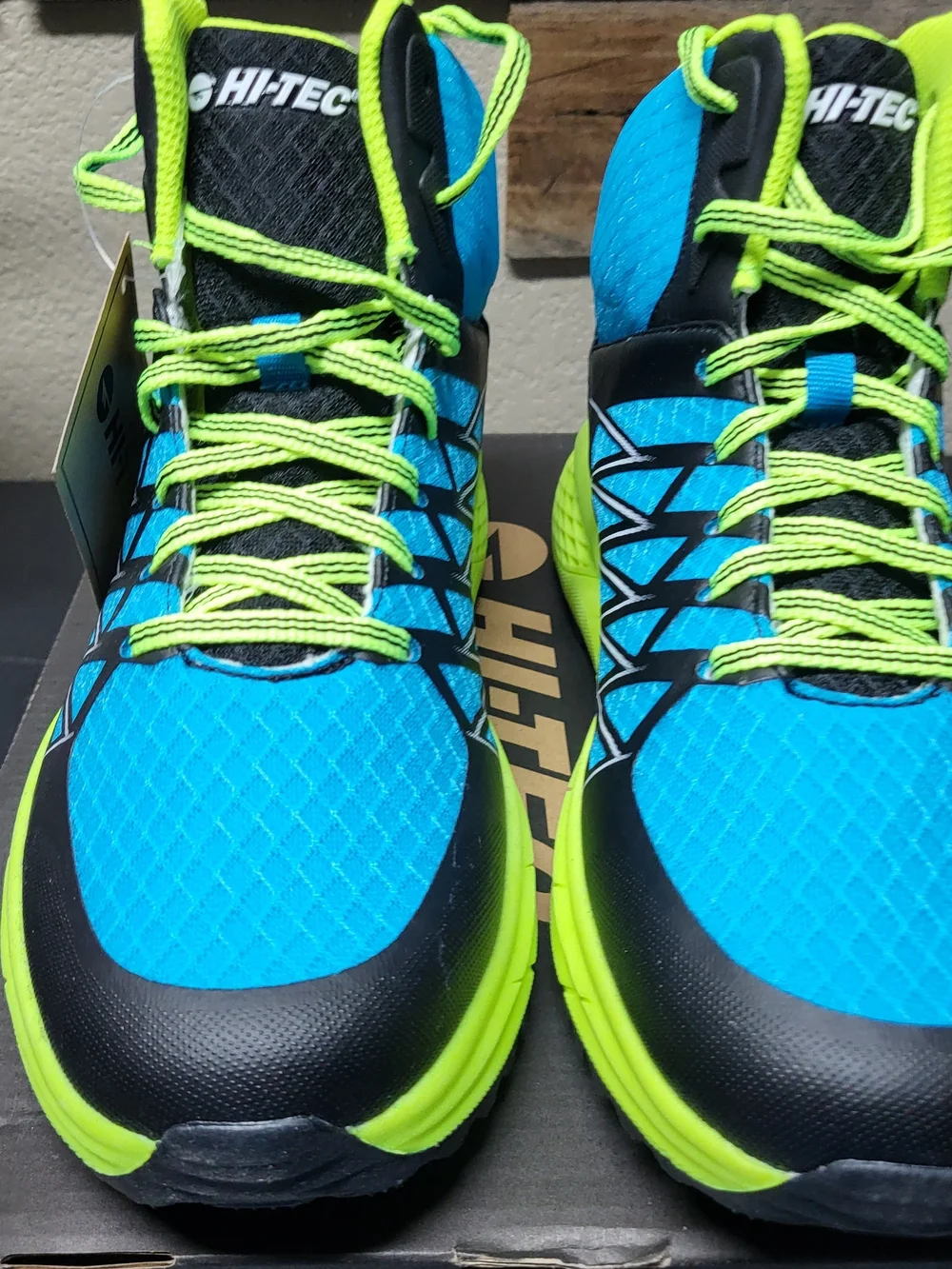 *NEW* Hi-Tec Demolisher Mid Men's Hiking Boots Black/Atomic Blue/Yellow Size 9.5